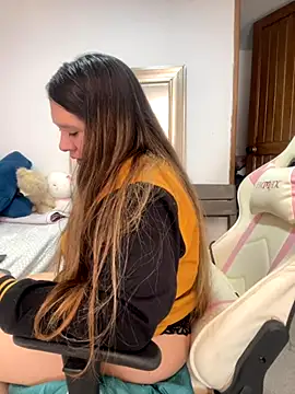 Snapshot of emma_hot2006 chatting on September 29, 5:29 pm emma hot2006 online show from September 29, 5:29 pm