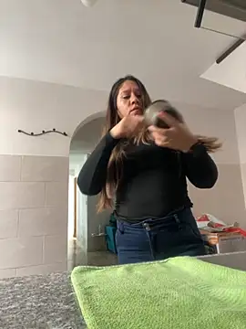 Snapshot of emma_hot2006 chatting on October 29, 4:31 pm emma hot2006 online show from October 29, 4:31 pm