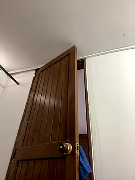 Snapshot of emma_hot2006 chatting on November 12, 3:56 pm emma hot2006 online show from November 12, 3:56 pm