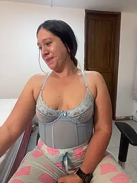 Snapshot of emma_hot2006 chatting on December 15, 8:57 pm emma hot2006 online show from December 15, 8:57 pm