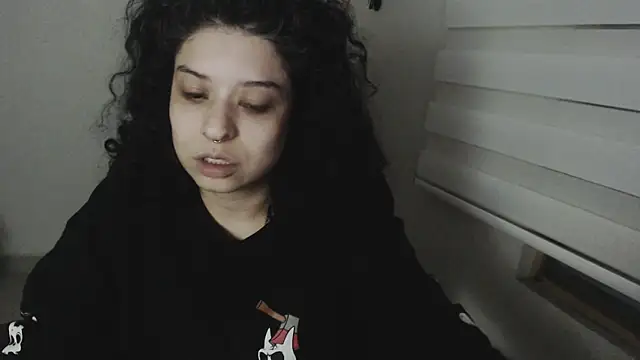 miss carmila1 online show from November 5, 1:38 am