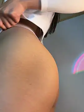 LilybethGray online show from June 11, 11:03 pm