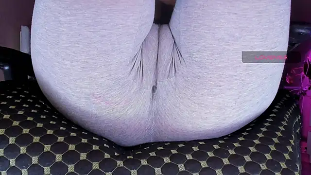 Snapshot of Cameltoe_squirt_inPants chatting on November 10, 2:49 pm Cameltoe squirt inPants online show from November 10, 2:49 pm