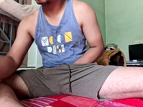 Snapshot of COme8989 chatting on May 24, 6:18 am COme8989 online show from May 24, 6:18 am