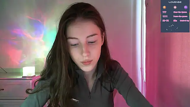 Snapshot of eskatmi chatting on May 6, 3:02 am eskatmi online show from May 6, 3:02 am