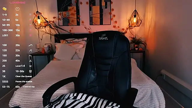 Lexi terele online show from November 15, 7:05 am