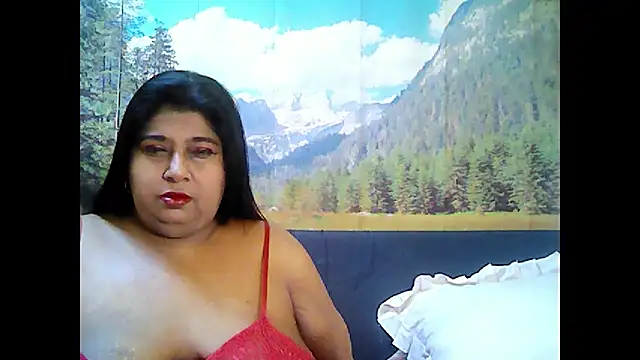 Snapshot of indianhoney694u chatting on October 23, 5:07 am indianhoney694u online show from October 23, 5:07 am