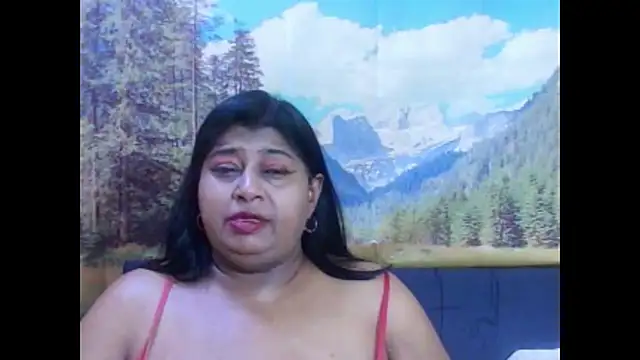 indianhoney694u online show from February 3, 6:40 am