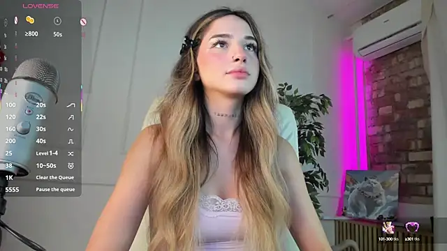 Snapshot of Blessed_Molly chatting on September 28, 7:03 am Blessed Molly online show from September 28, 7:03 am