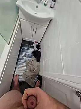 biversboy online show from October 27, 6:12 pm