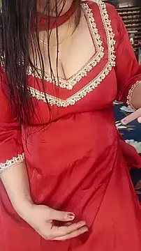 Snapshot of PRIYA_22 chatting on July 7, 11:14 am PRIYA 22 online show from July 7, 11:14 am