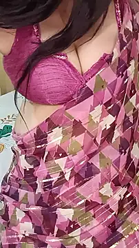 Snapshot of PRIYA_22 chatting on July 23, 9:02 pm PRIYA 22 online show from July 23, 9:02 pm