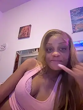 Snapshot of Angelbunnyy chatting on March 6, 12:45 pm Angelbunnyy online show from March 6, 12:45 pm