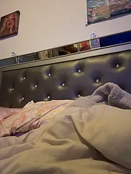 Snapshot of Angelbunnyy chatting on March 22, 10:40 am Angelbunnyy online show from March 22, 10:40 am