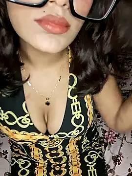 Snapshot of ALEXA_1100 chatting on September 13, 7:24 pm ALEXA 1100 online show from September 13, 7:24 pm