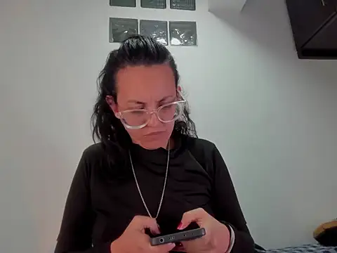 dalila macherano1 online show from October 16, 3:51 am