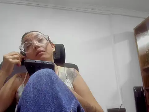 dalila macherano1 online show from November 8, 11:25 pm