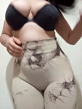 Snapshot of AsilAbid chatting on December 22, 8:11 am AsilAbid online show from December 22, 8:11 am