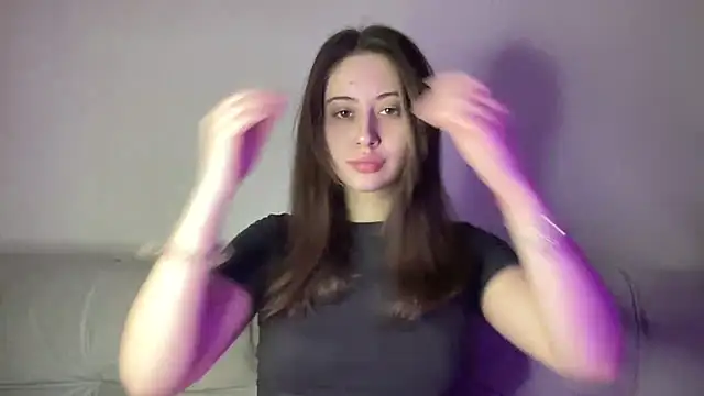 StellarAlice online show from March 6, 11:17 am