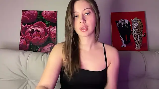 Snapshot of StellarAlice chatting on May 13, 7:00 pm StellarAlice online show from May 13, 7:00 pm