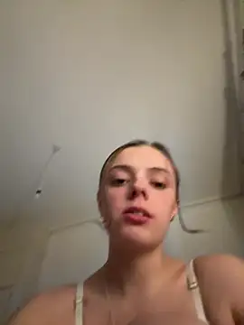 cutietootie02 online show from February 10, 10:58 pm