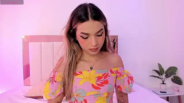 Doll Isa  online show from March 13, 8:26 pm