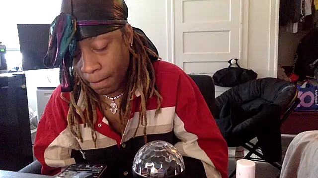 Diodre Benyoon online show from February 5, 4:44 pm