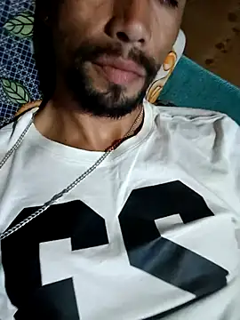 Snapshot of lakiste69-35 chatting on March 17, 2:38 am lakiste69-35 online show from March 17, 2:38 am