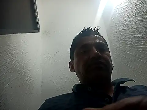 Snapshot of sanf8z chatting on November 15, 10:01 am sanf8z online show from November 15, 10:01 am