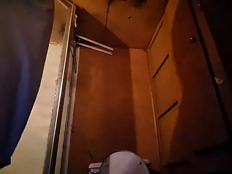 Snapshot of Boogiehtx713 chatting on December 18, 10:10 am Boogiehtx713 online show from December 18, 10:10 am