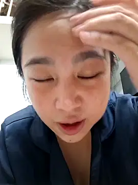 Snapshot of Minn-cute chatting on November 4, 2:54 am Minn-cute online show from November 4, 2:54 am