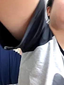 Snapshot of Minn-cute chatting on March 15, 11:44 pm Minn-cute online show from March 15, 11:44 pm