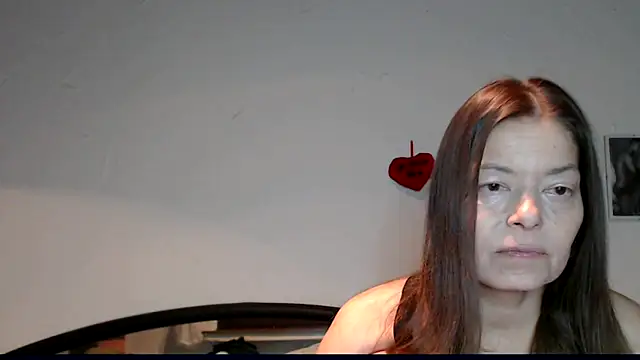 SexySarah177 online show from December 8, 9:08 pm