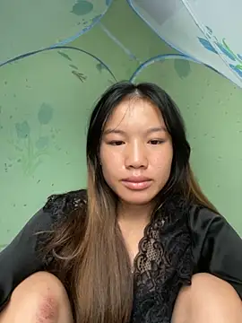 Snapshot of QueenLink chatting on October 4, 3:37 am QueenLink online show from October 4, 3:37 am