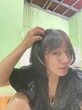 Snapshot of QueenLink chatting on October 24, 4:36 pm QueenLink online show from October 24, 4:36 pm