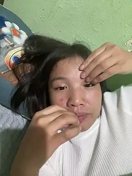 Snapshot of QueenLink chatting on October 28, 4:42 pm QueenLink online show from October 28, 4:42 pm