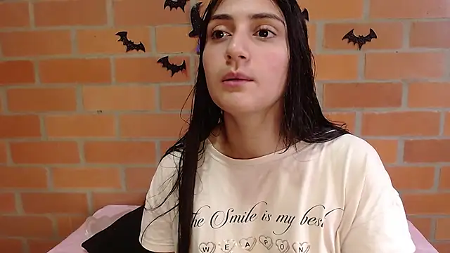 Montserrat Jay online show from October 29, 1:57 pm