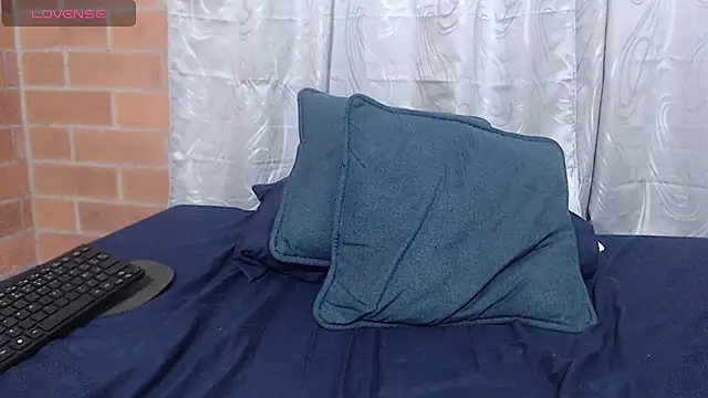 Montserrat Jay online show from July 15, 12:43 pm