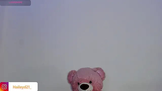 HaileyDuke online show from February 28, 1:39 am