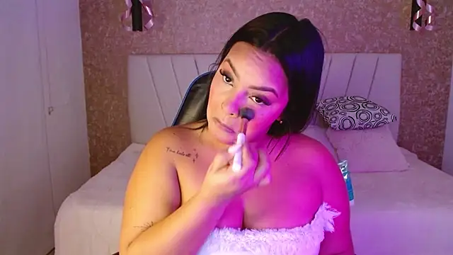 Snapshot of Amaranta_carey chatting on November 20, 11:59 pm Amaranta carey online show from November 20, 11:59 pm