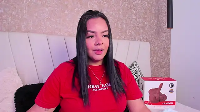 Snapshot of Amaranta_carey chatting on February 15, 6:59 pm Amaranta carey online show from February 15, 6:59 pm