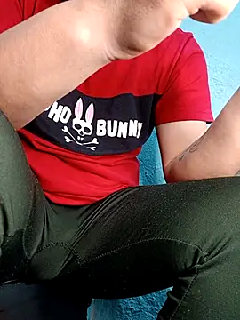 fboycdjuaez online show from March 10, 10:37 pm