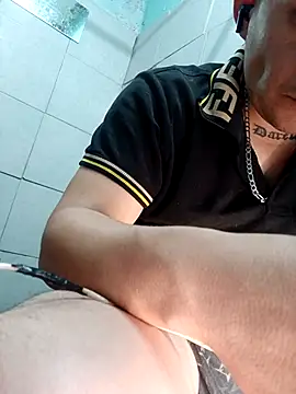 fboycdjuaez online show from April 6, 1:36 am