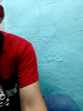 Snapshot of fboycdjuaez chatting on May 13, 10:38 pm fboycdjuaez online show from May 13, 10:38 pm