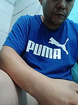 Snapshot of fboycdjuaez chatting on May 25, 2:28 am fboycdjuaez online show from May 25, 2:28 am