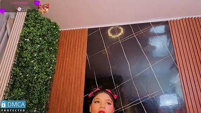 leidy morales  online show from February 25, 10:47 am