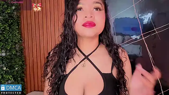 Snapshot of leidy_morales_ chatting on June 12, 11:09 am leidy morales online show from June 12, 11:09 am