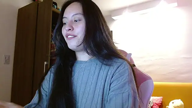 madissooon   online show from November 13, 4:11 am