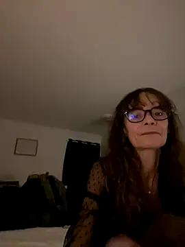 Snapshot of Chris06d22@xh chatting on October 18, 7:36 pm Chris06d22xh online show from October 18, 7:36 pm