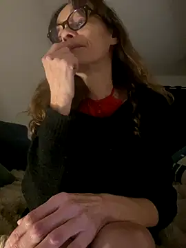 Snapshot of Chris06d22@xh chatting on October 27, 8:13 pm Chris06d22xh online show from October 27, 8:13 pm